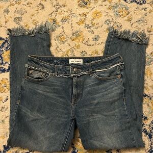 DL1961 Women's MARA Straight Ankle Frayed Hem Blue Jeans